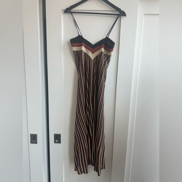 metallic dress - Picture 4 of 4